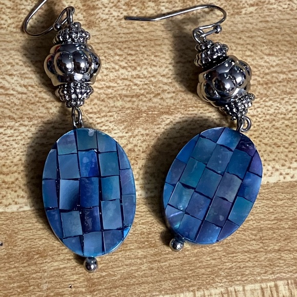 🌸6 Pair of Earrings - Picture 3 of 8